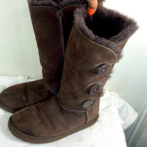 Uggs Tall Three Chocolate Button Boots size 9